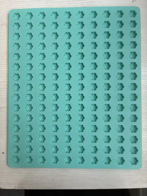 150-Cavity Flower Mold food-contact silicone gummy mold