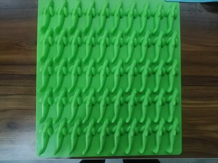 Shark Mold food-contact silicone gummy mold